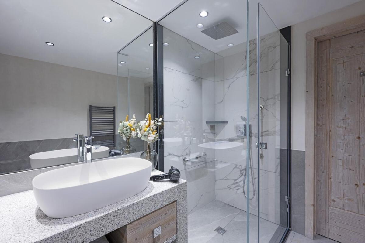Mgm Hotels & Residences - Residence Chalets De Joy Le Grand-Bornand Eksteriør billede